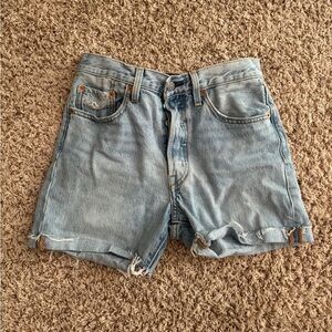 Levi’s 501 cut off shorts